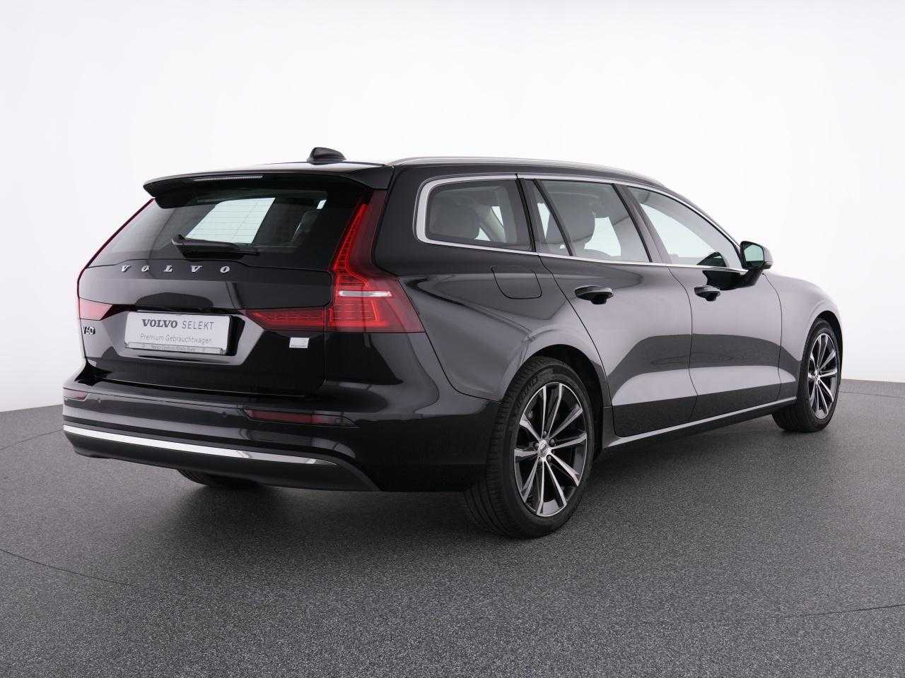 Volvo  V60 Recharge Core, T6 AWD Plug-in Hybrid, Elektrisch/Benzin, Bright