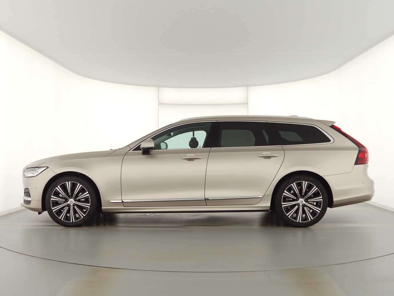 Volvo  V90 Ultimate, B4 Mild-Hybrid, Diesel, Bright