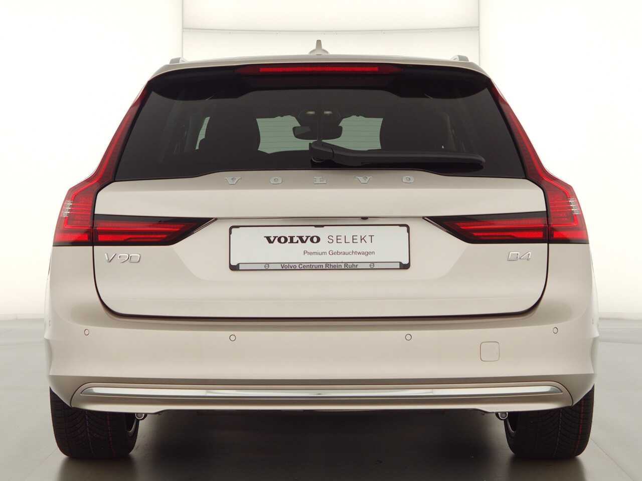 Volvo  V90 Ultimate, B4 Mild-Hybrid, Diesel, Bright