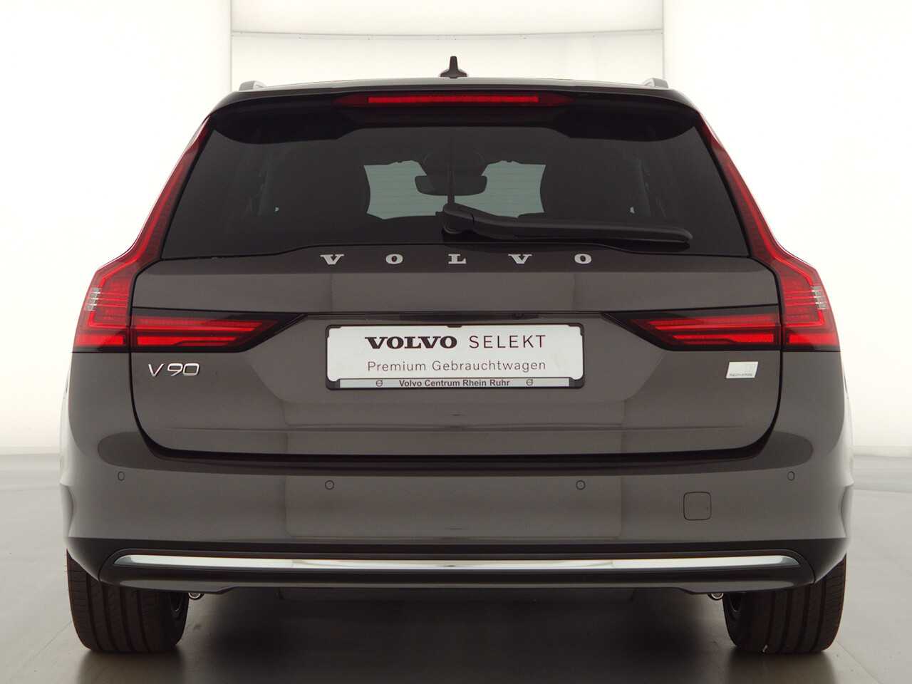 Volvo  V90 Recharge Core, T8 AWD Plug-in Hybrid, Elektrisch/Benzin, Bright