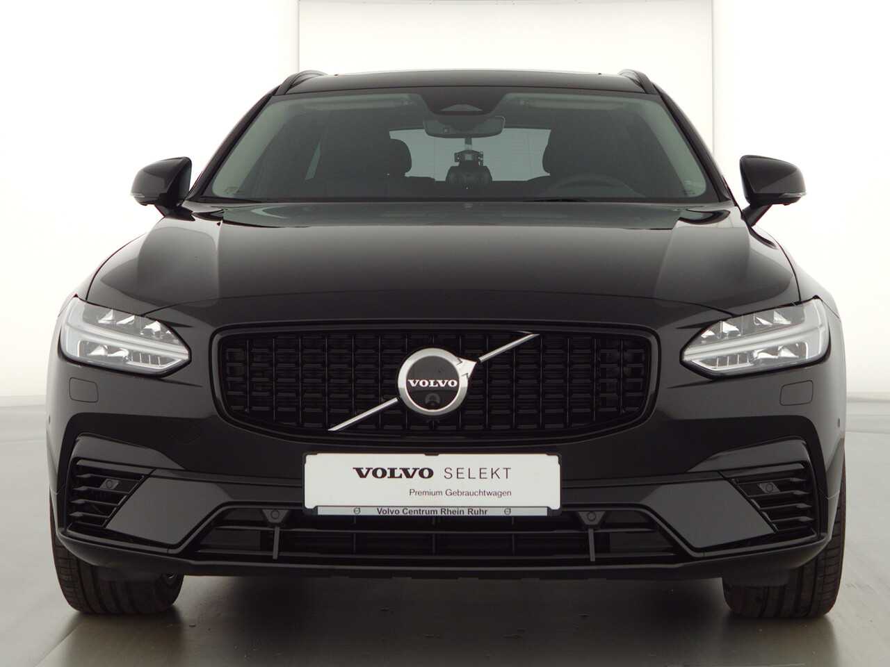 Volvo  V90 Recharge Plus, T8 AWD Plug-in Hybrid, Elektrisch/Benzin, Dark